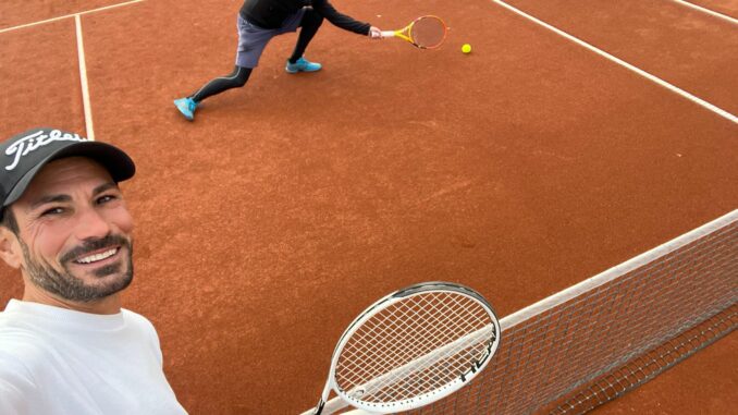 Christian Dobler bringt seine Tennisgegner zum Schwitzen.